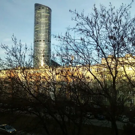 Zdobywcow Pucharow Przy Sky Tower Appartamento *